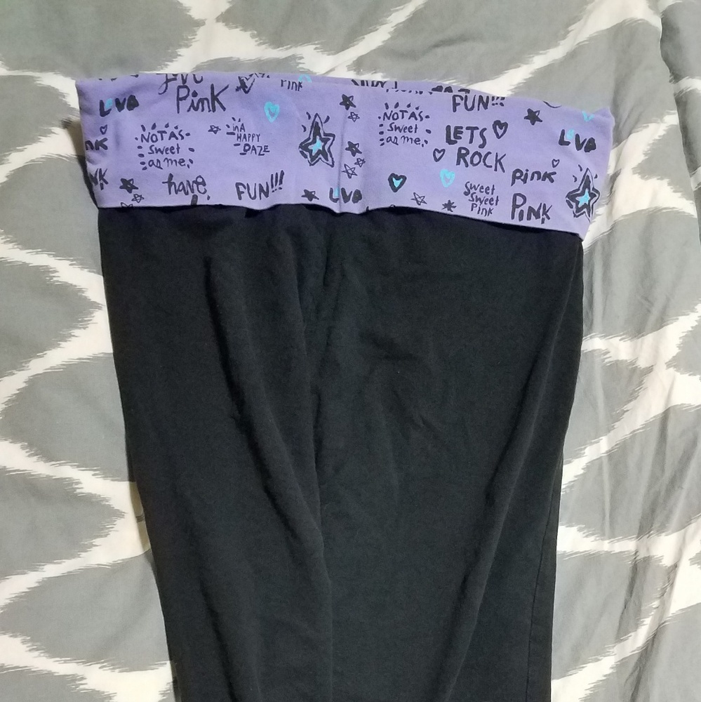 VS PINK Cropped Yoga Pants